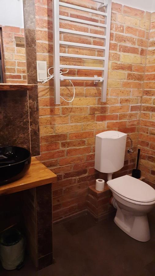 Kontra Szallashely Sándorfalva Buitenkant foto