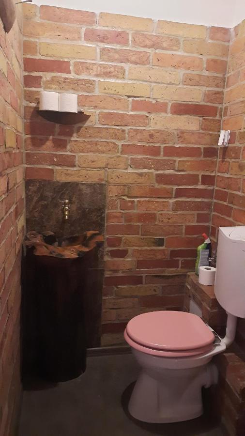 Kontra Szallashely Sándorfalva Buitenkant foto