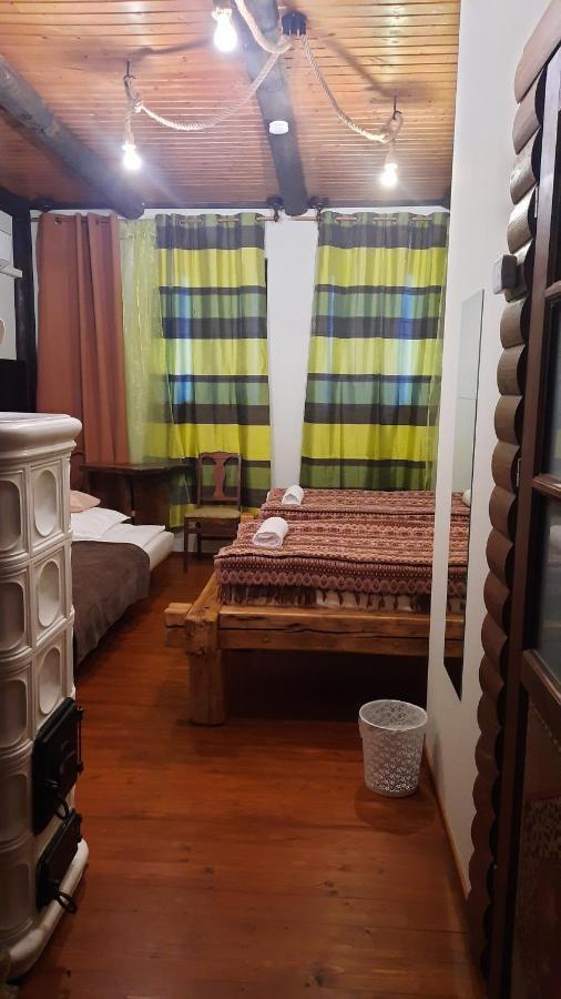 Kontra Szallashely Sándorfalva Buitenkant foto